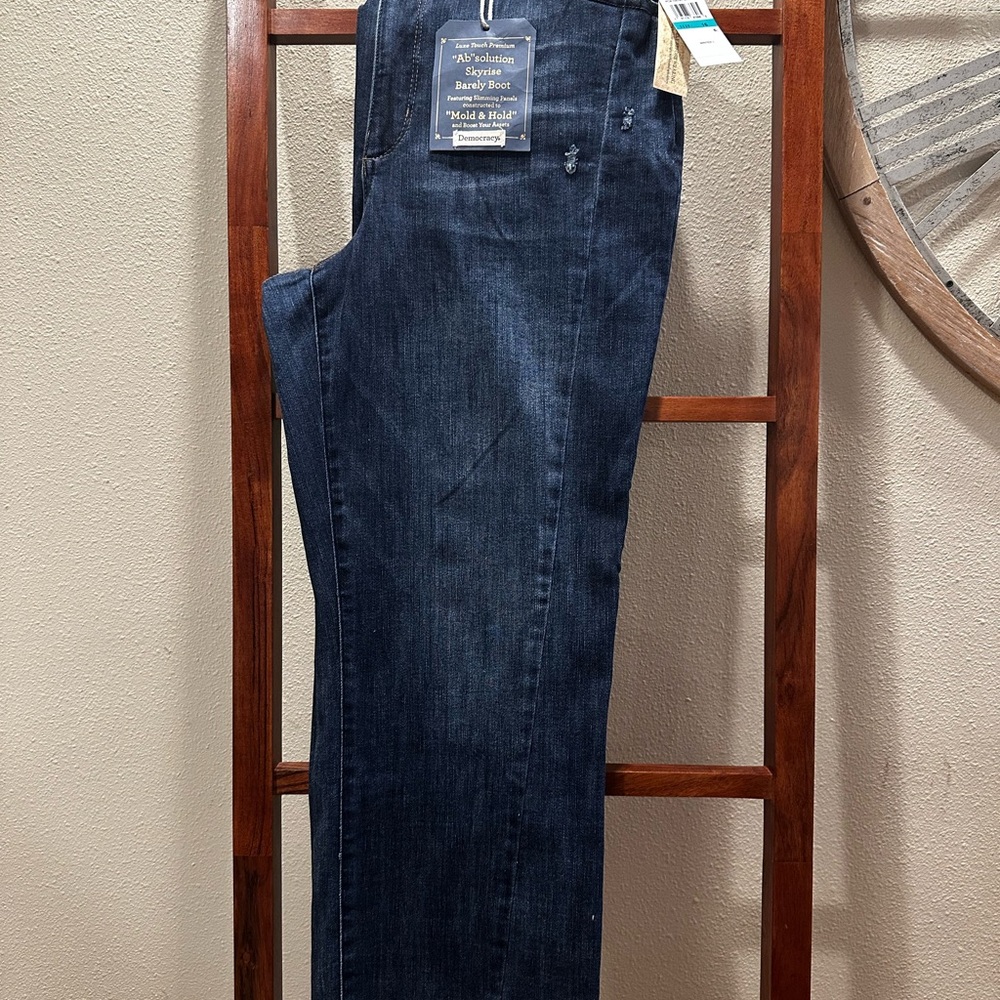 Democracy Dark Blue Sky Rise Barely Boot ‘Ab Solution’ size 16